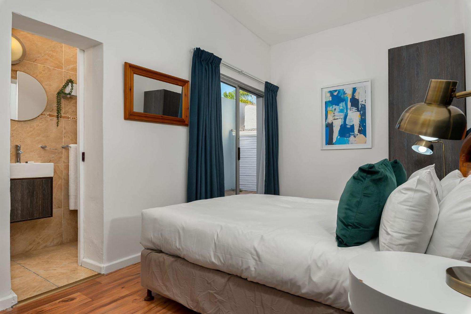 Neighbourgood Ravenscraig Hotel Cape Town Room photo
